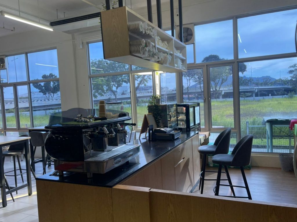 WhatsApp Image 2022-10-15 at 15.15.15